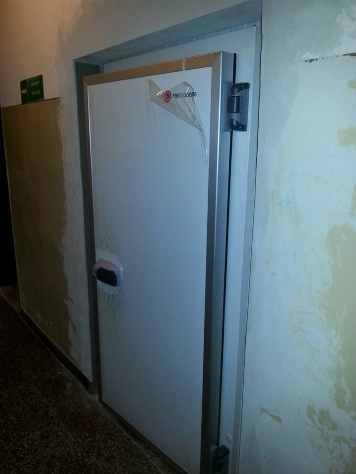 Montáž chladiarenských dverí – Doors & PUR panels